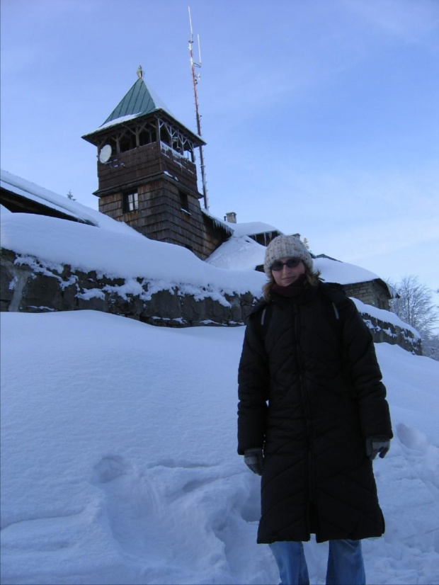 Schronisko na Szyndzielni zasypane sniegiem #Szyndzielnia #Klimczok