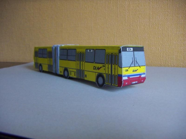 #KomunikacjaMiejska #rysunek #model #autobus #paperbus #ikarus