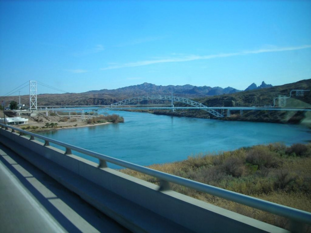 Colorado River, I-40