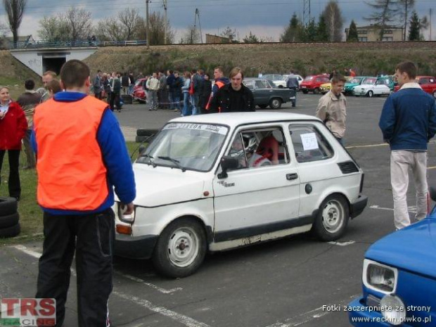 Zorganizowany przez TRS Racing wyścig na torze kartingowym Wyrazów pod Częstochową