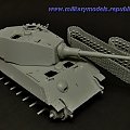 Tygrys Królewski Henschel Dragon 1:35
Gulumik