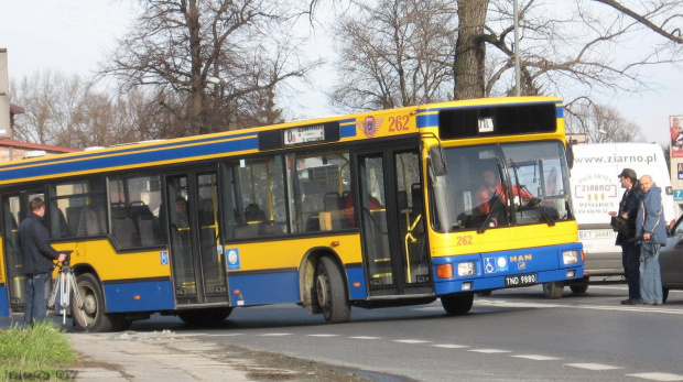 MANik a obok ekipa TVP Kraków