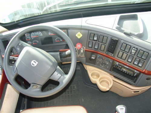 Volvo VT 880