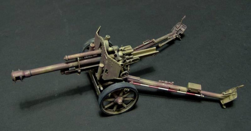 German howitzer LeFH 18/40 1/35 scale Aries Gulumik