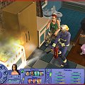 Pożar !!! Bartek Gzrejniczek (mój) Nina Kaliante i strażak w mojej kuchni. :D #Sims2 #Zwierzaki