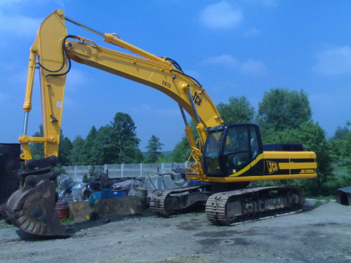 JCB JS 330