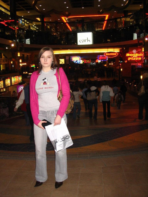 West Edmonton Mall, Luty 2007