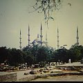 I upragniona Turcja. Na slajdzie Błękitny Meczet (kto by pomyslał że maluchem można zrobic taki routing Polska Istambuł Polska):Blue Mosque-Istambul
